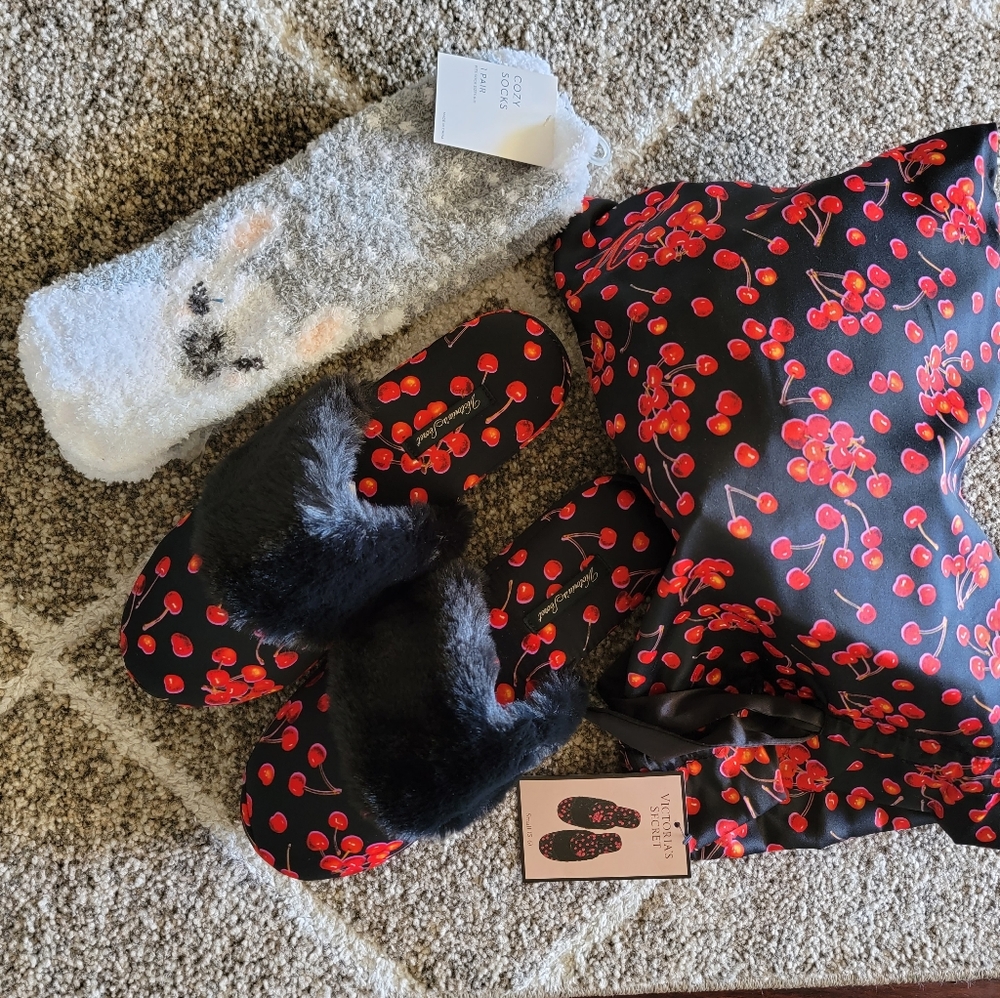 Victoria's Secret Slippers